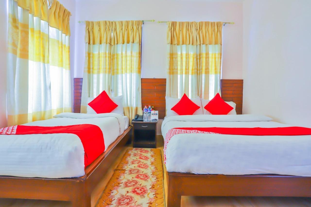 Hotel Alpine Villa Pokhara Buitenkant foto