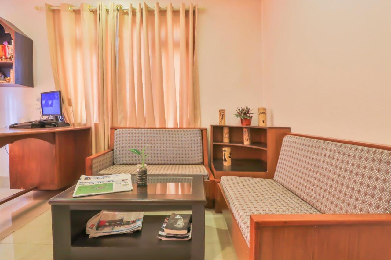 Hotel Alpine Villa Pokhara Buitenkant foto